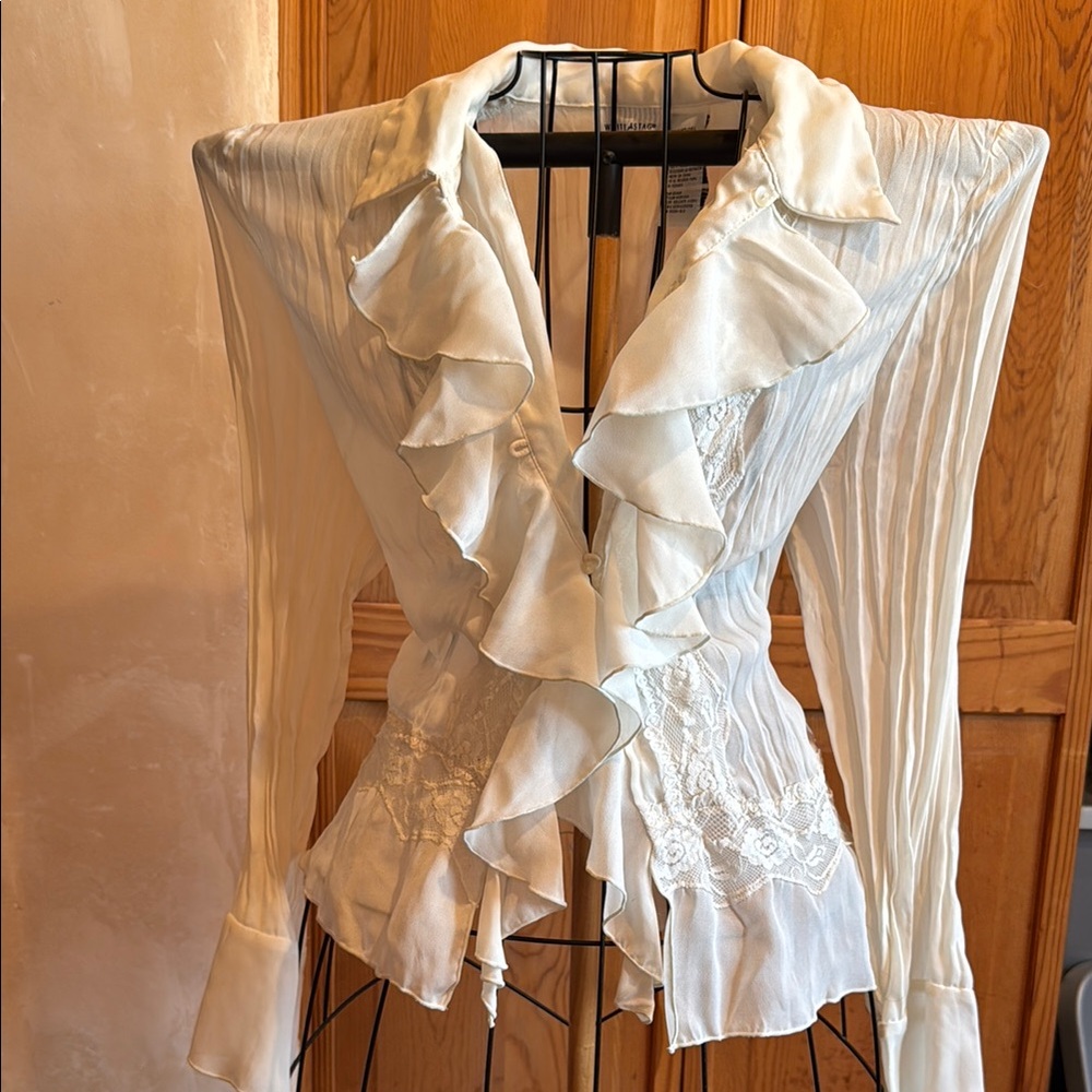 White Stag Ruffled Women's Top